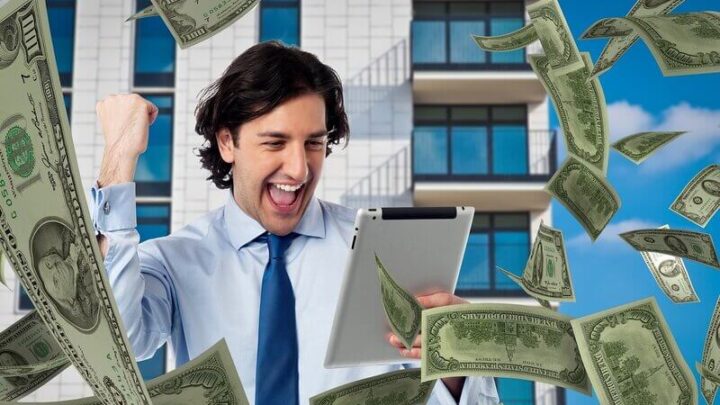 Planning an online affiliate project with a small budget